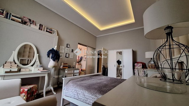 Eladó téglalakás, Budapesten, I. kerületben 109.9 M Ft, 2 szobás