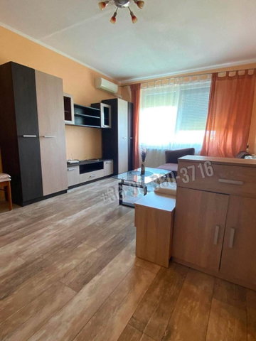 Eladó panellakás, Dunaújvárosban 25.99 M Ft, 1+1 szobás