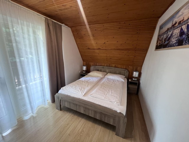 Eladó nyaraló, Békésszentandráson 89.5 M Ft, 3 szobás