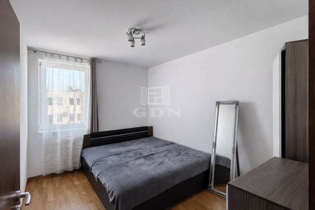Eladó téglalakás, Budapesten, VIII. kerületben 85 M Ft