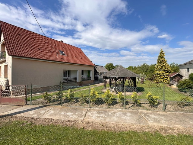 Eladó családi ház, Gyékényesen 41.99 M Ft, 4 szobás