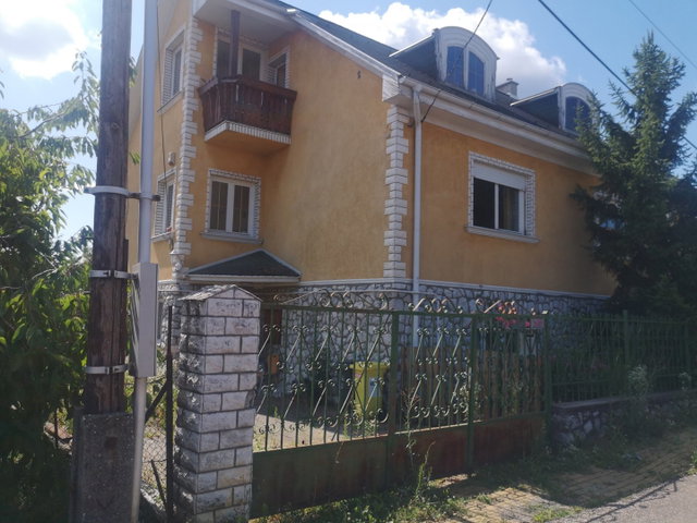 Eladó családi ház, Egerben, Paphegy utcában 79 M Ft, 6 szobás