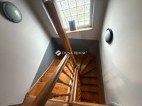 Eladó családi ház, Vecsésen 89.9 M Ft, 4 szobás