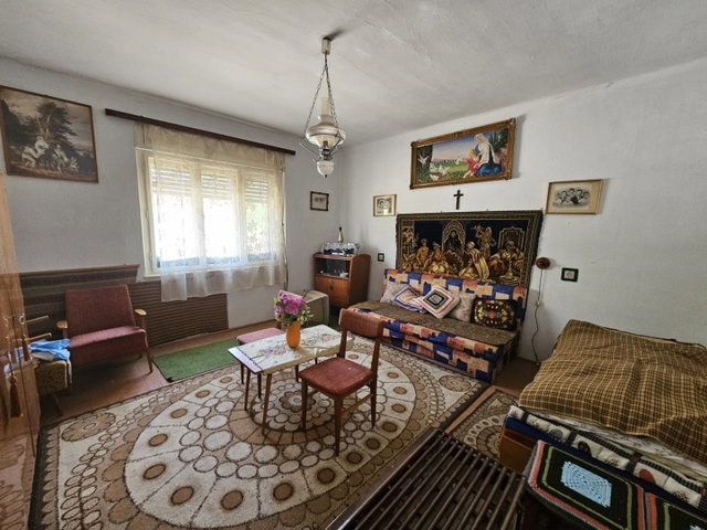 Eladó családi ház, Vaszaron 19.9 M Ft, 2+1 szobás