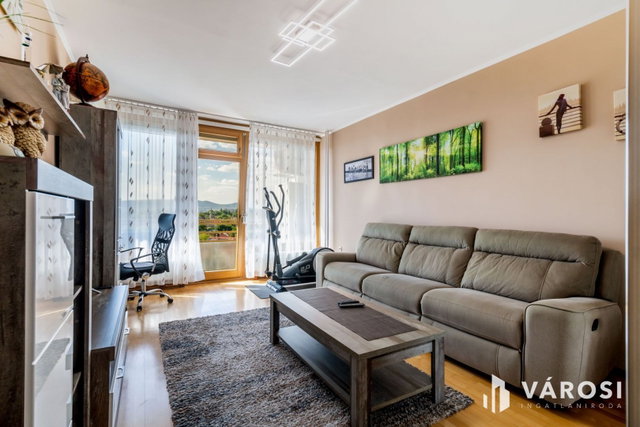 Eladó panellakás, Budapesten, XV. kerületben 71.9 M Ft, 3 szobás