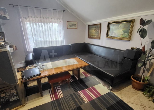 Eladó családi ház, Szatymazon 65.99 M Ft, 5 szobás