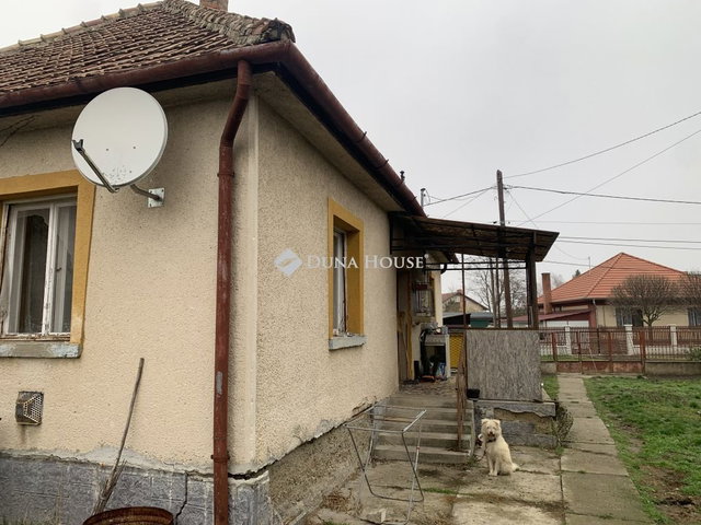 Eladó családi ház, Tápiószelén 21.021 M Ft, 3 szobás