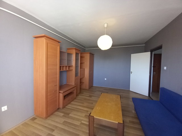 Kiadó panellakás, albérlet, Pécsett, Enyezd úton 150 E Ft / hó