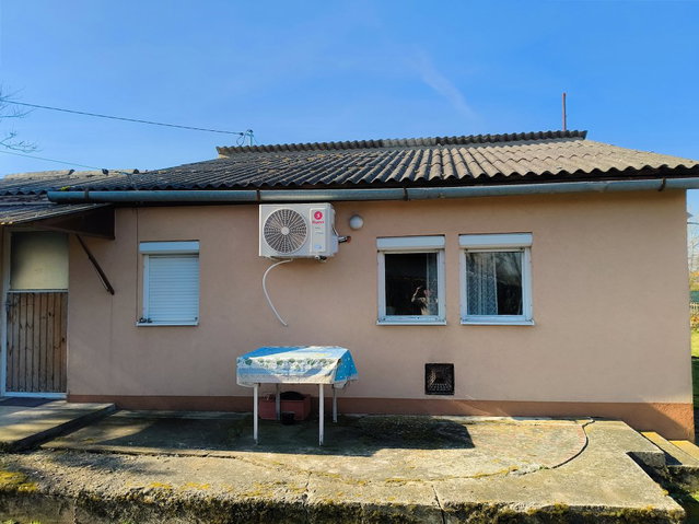 Eladó családi ház, Debrecenben 33.5 M Ft, 1+1 szobás