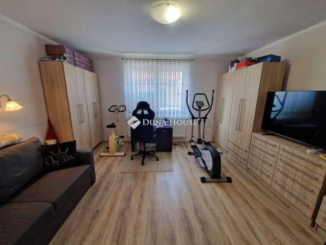 Eladó családi ház, Vaskúton 67 M Ft, 4 szobás