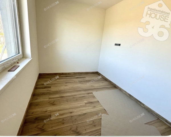 Eladó családi ház, Kecskeméten 81.6 M Ft, 4 szobás