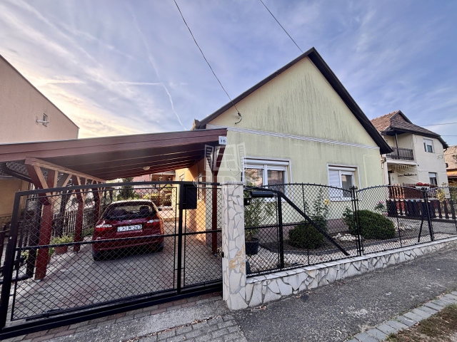 Eladó családi ház, Budapesten, XVII. kerületben 124.99 M Ft