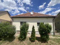 Eladó családi ház, Deszken 59.9 M Ft, 2 szobás