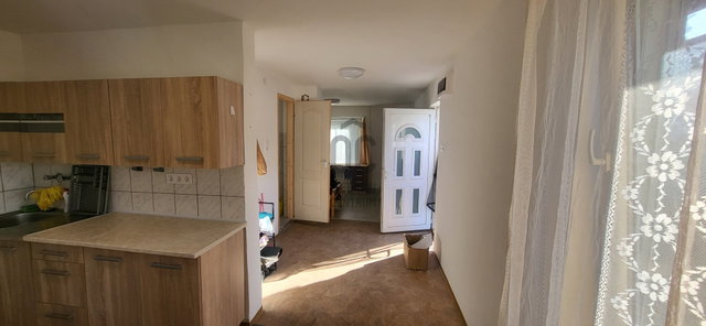 Eladó családi ház, Pilisen 14.9 M Ft, 1 szobás