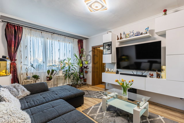 Eladó panellakás, Budapesten, XV. kerületben 73.5 M Ft, 3 szobás