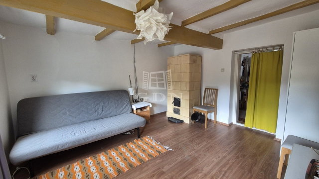 Eladó családi ház, Tiszaderzsen 11.99 M Ft, 2 szobás