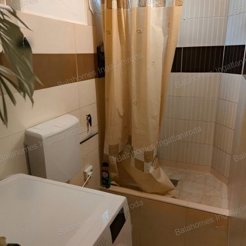 Eladó téglalakás, Siófokon 47 M Ft / költözzbe.hu