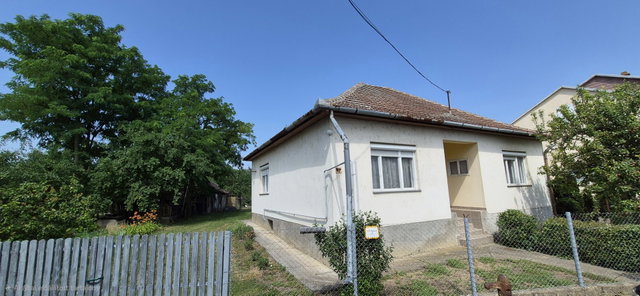 Eladó családi ház, Bőcsön 33.9 M Ft, 3 szobás