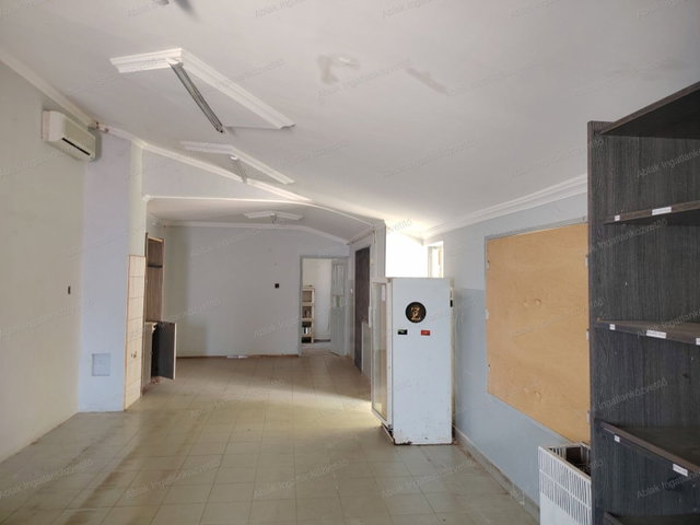 Eladó családi ház, Kecskeméten 38.9 M Ft, 4 szobás