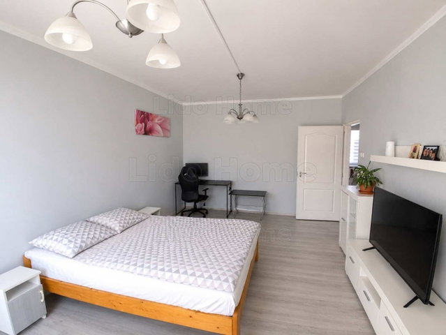 Eladó panellakás, Kaposváron 39.99 M Ft, 2 szobás