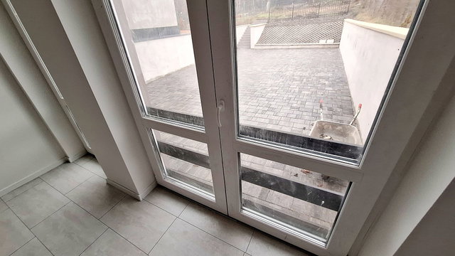 Eladó téglalakás, Egerben 39.5 M Ft, 1 szobás
