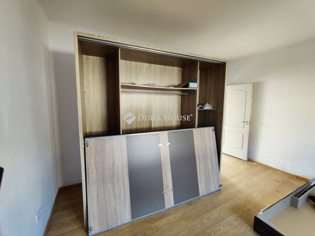 Kiadó családi ház, albérlet, Monoron 260 E Ft / hó, 3 szobás