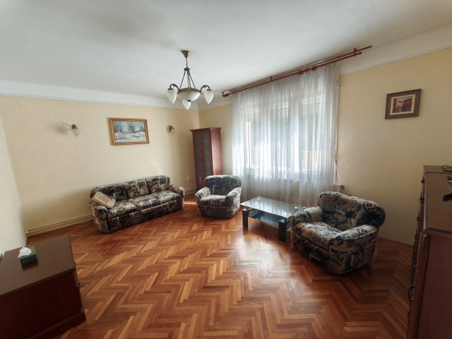 Eladó családi ház, Debrecenben 75 M Ft, 3 szobás