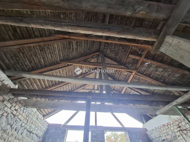 Eladó családi ház, Kiskunfélegyházán 16.9 M Ft, 2 szobás