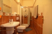 Eladó hotel, Balatonföldváron 995 M Ft / költözzbe.hu