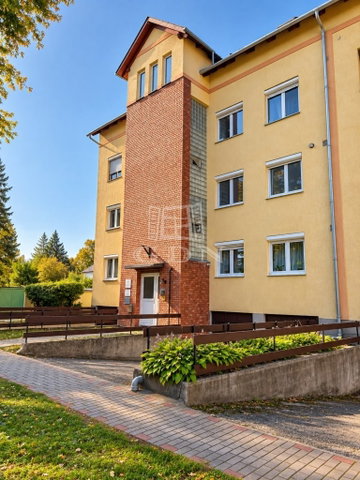 Eladó téglalakás, Siófokon 62 M Ft, 2 szobás