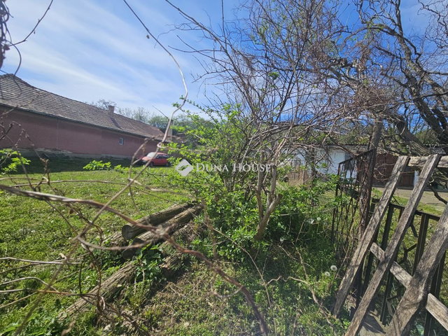 Eladó telek, Simontornyán 5.5 M Ft / költözzbe.hu