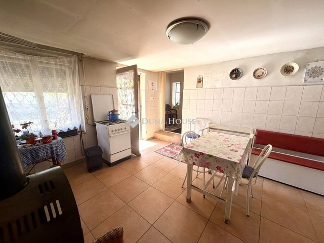 Eladó családi ház, Hantoson 21.5 M Ft, 2 szobás