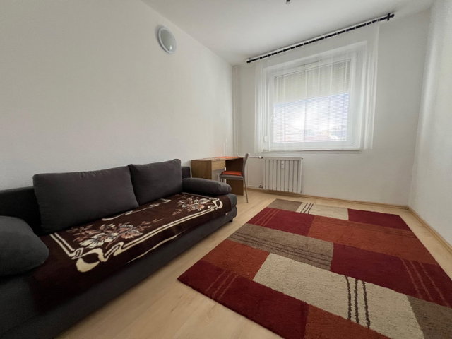 Eladó panellakás, Budapesten, XVII. kerületben, Pesti úton