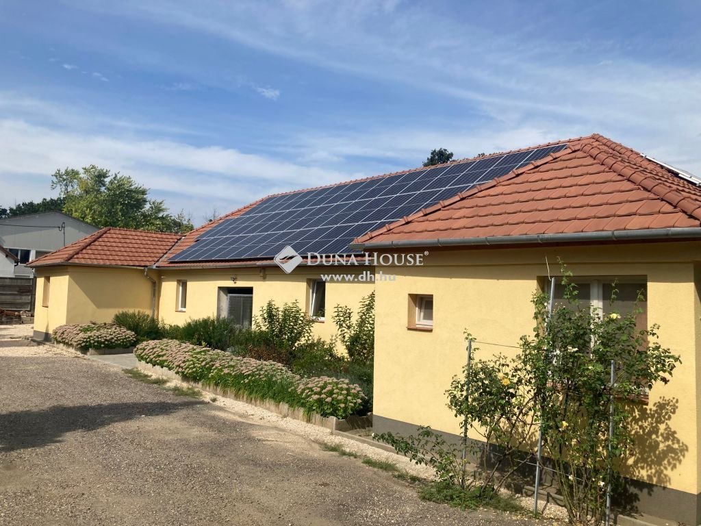 315m² · 150.000.000 ft