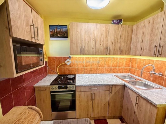 Eladó téglalakás, Pétfürdőn 37.99 M Ft, 2 szobás