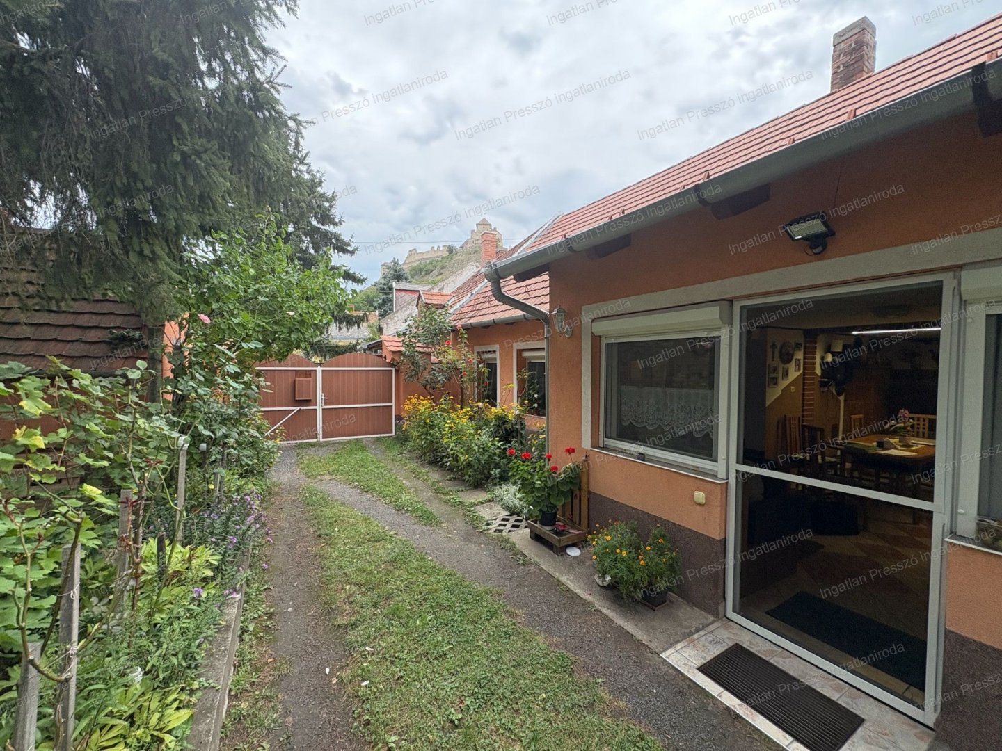 3 bed · 73m² · 45.000.000 ft