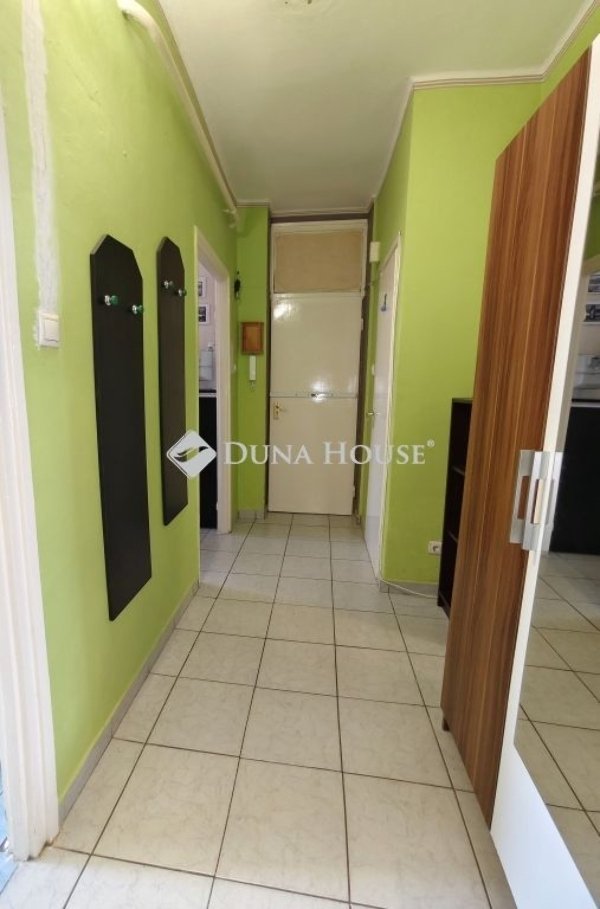 Téglalakás · 2 hálószoba · 56 m² · 38.000.000 Ft