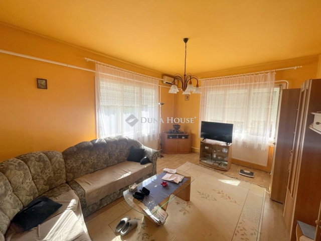 Eladó családi ház, Nyíregyházán 41.9 M Ft, 3 szobás