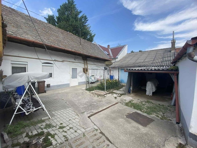 Eladó családi ház, Kecskeméten 39 M Ft, 5 szobás