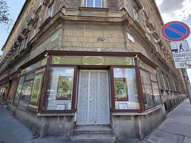 Eladó üzlethelyiség, Budapesten, IX. kerületben, Üllői úton