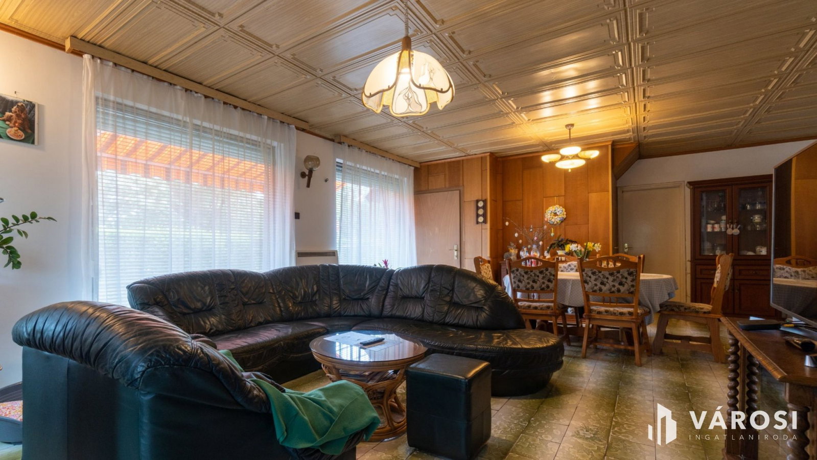 9 bed · 277m² · 159.900.000 ft