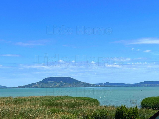 Eladó téglalakás, Balatonfenyvesen 85 M Ft, 2 szobás