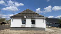 Eladó ikerház, Tápióbicskén 46.5 M Ft, 3 szobás