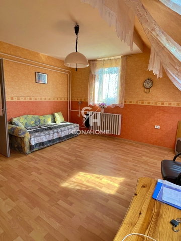 Eladó téglalakás, Veszprémben 64.99 M Ft, 2+2 szobás
