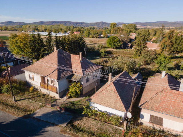 Eladó családi ház, Drégelypalánkon 29.9 M Ft, 4 szobás