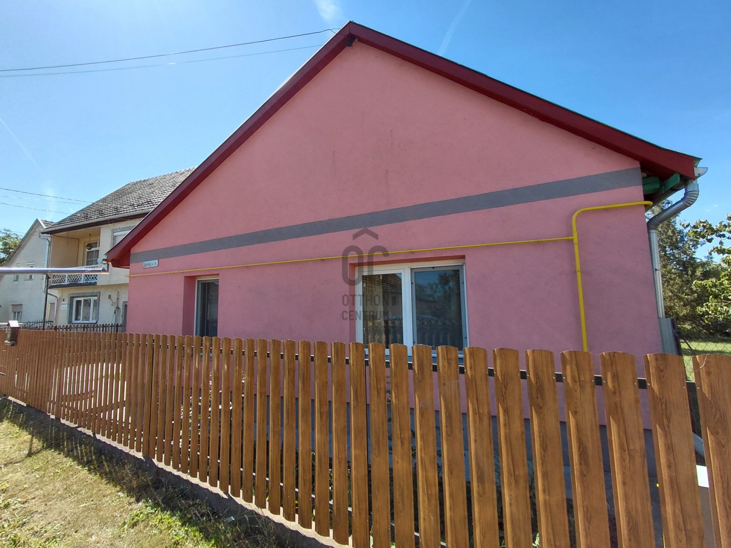 3 bed · 1579m² · 27.900.000 ft
