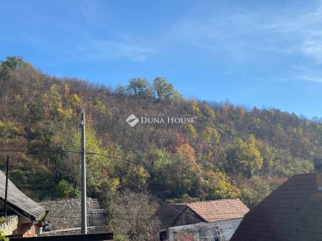 Eladó telek – Pécs, Középdeindoli út