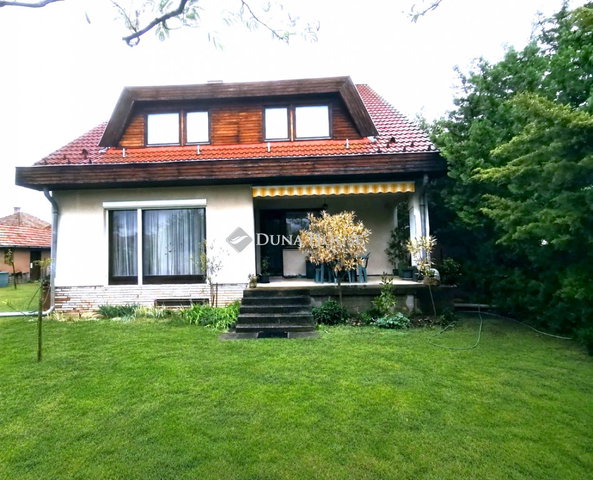 Eladó családi ház, Budapesten, XVIII. kerületben 174.9 M Ft