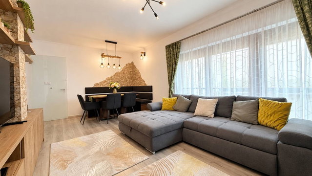 Kiadó családi ház, albérlet, Debrecenben 650 E Ft / hó