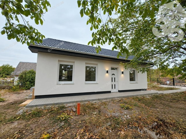 Eladó családi ház, Kecskeméten 74.9 M Ft, 3 szobás